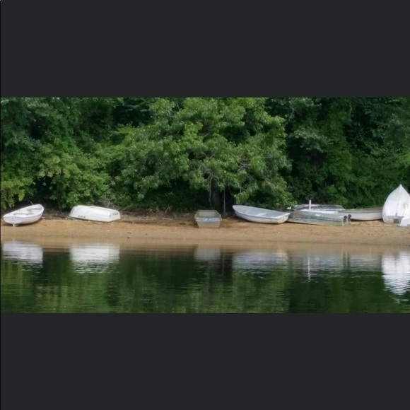 Meet your Posher, Donna! I accept most offers! Make me an offer! Many items! - Picture 8 of 15